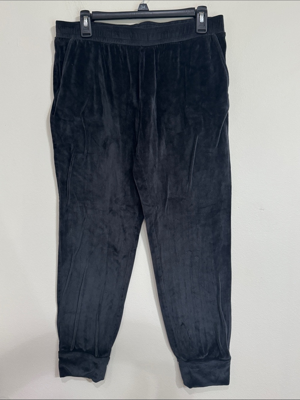Z Supply Black Mid-Rise Velour Joggers size M flaw no drawstrings
